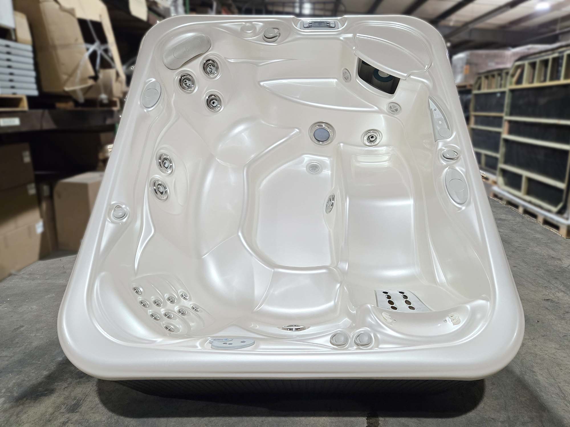 Used Hot Tubs - 2013 Sovereign Hot Spring